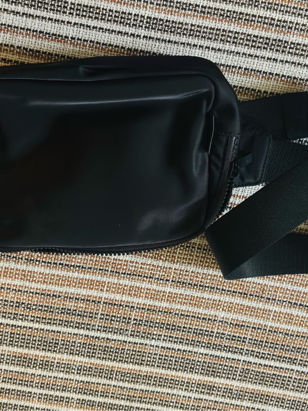 lululemon athletica Black Matte Crossbody Belt Bag